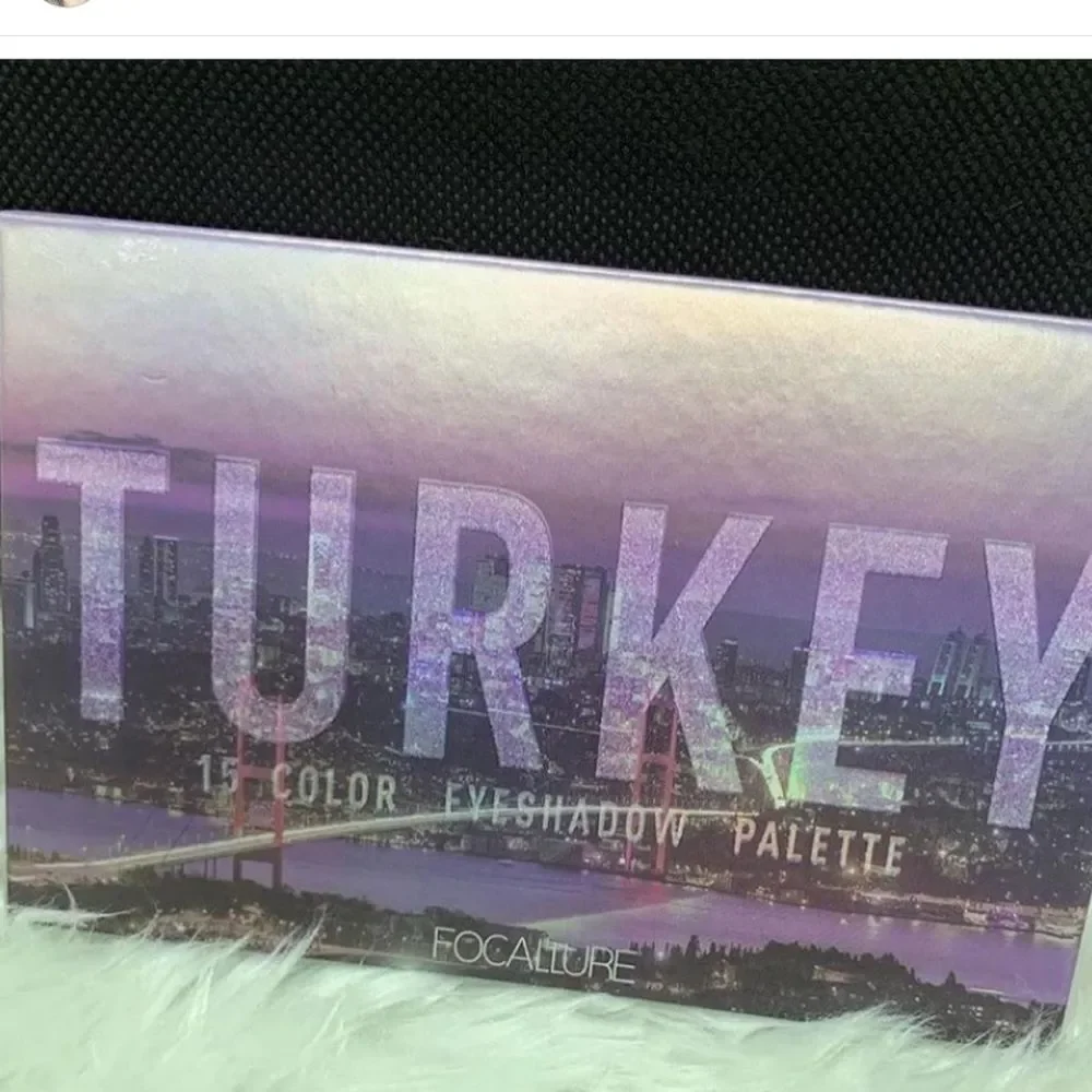 Turkey 15 Color Eyeshadow Palette - Picture 2 of 4